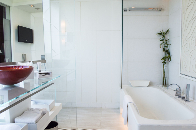 Bathroom 4