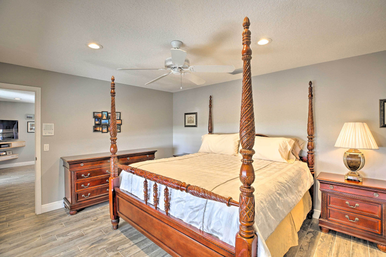 Bedroom 3, Waterfront Lake Placid Home w/ Dock & Fire Pit, Highlands
