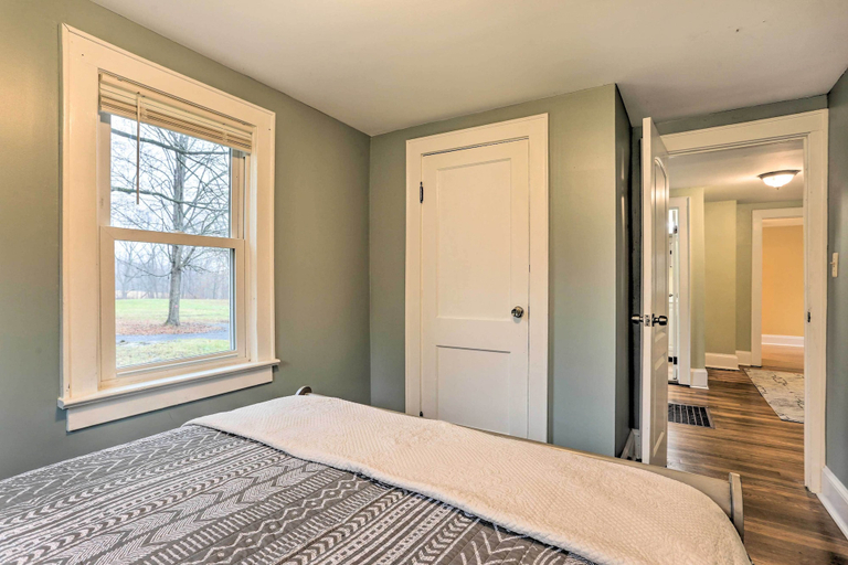 Bedroom 3, Cozy Campbell Hall Getaway w/ Porch!, Orange