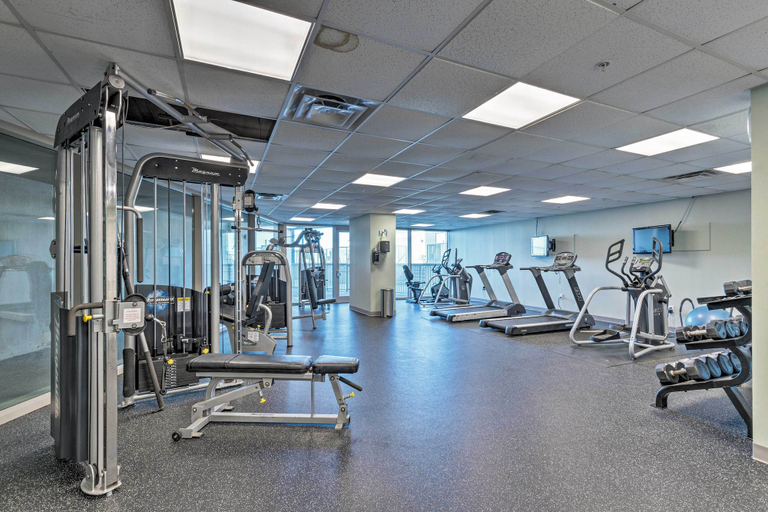 Others 3, Sunny Beachfront Biloxi Condo w/ Resort Amenities!, Harrison