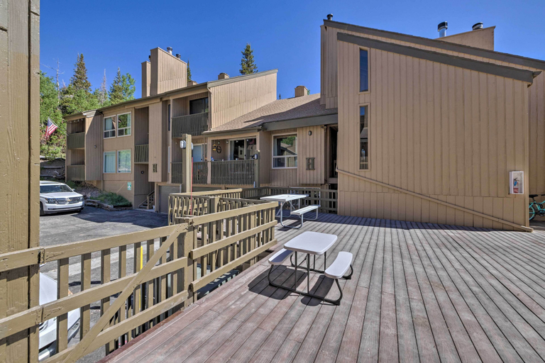 Exterior & Views 2, Brian Head Condo with Deck and View - Walk to Ski Lift, Iron