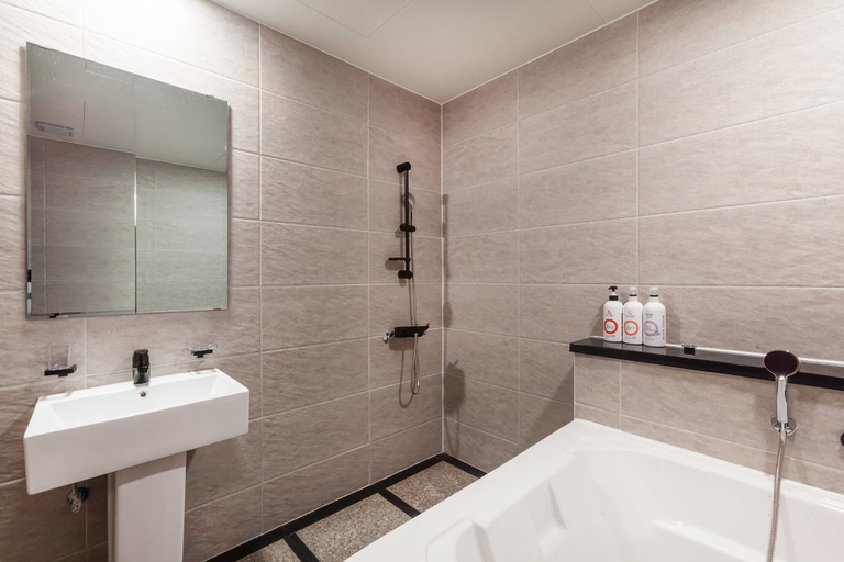 Bathroom 4, Hotel Bath, Gimpo