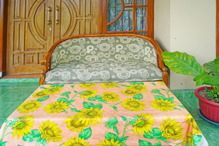 Bedroom 2, SPOT ON 91527 As-sakinah Homestay Syariah, Surabaya
