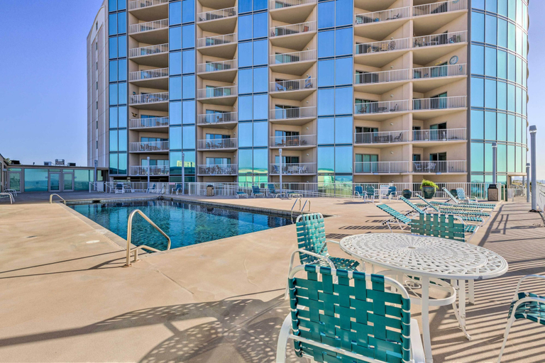 Exterior & Views 1, Sunny Beachfront Biloxi Condo w/ Resort Amenities!, Harrison