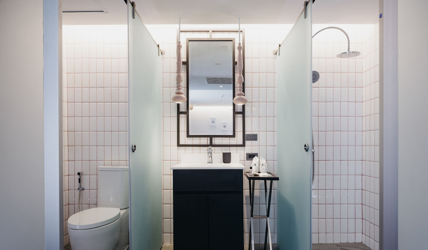 Bathroom 4, Sooknirund Hotel, Muang Chiang Rai