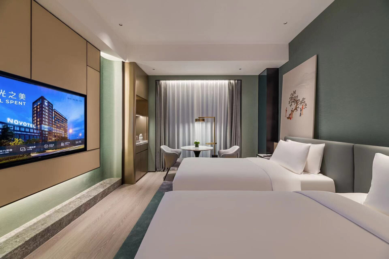 Bedroom 2, Novotel Shanghai Wanyuan, Shanghai