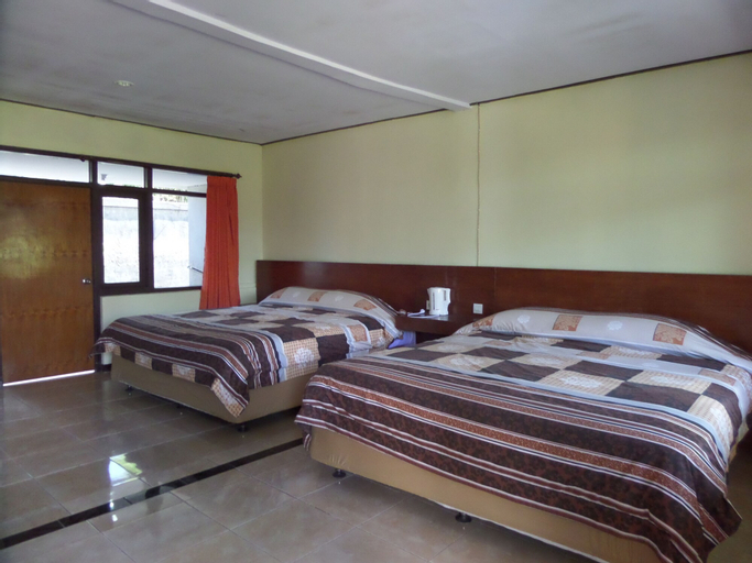 Bedroom 13
