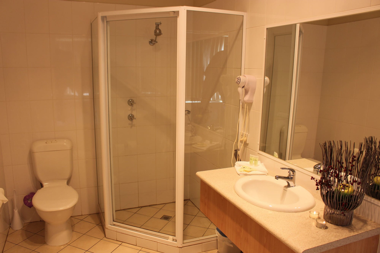 Bathroom 3