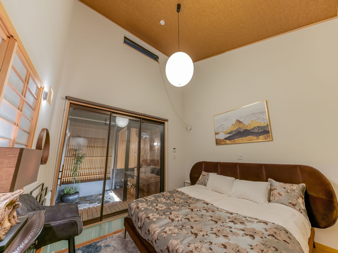 Bedroom 16