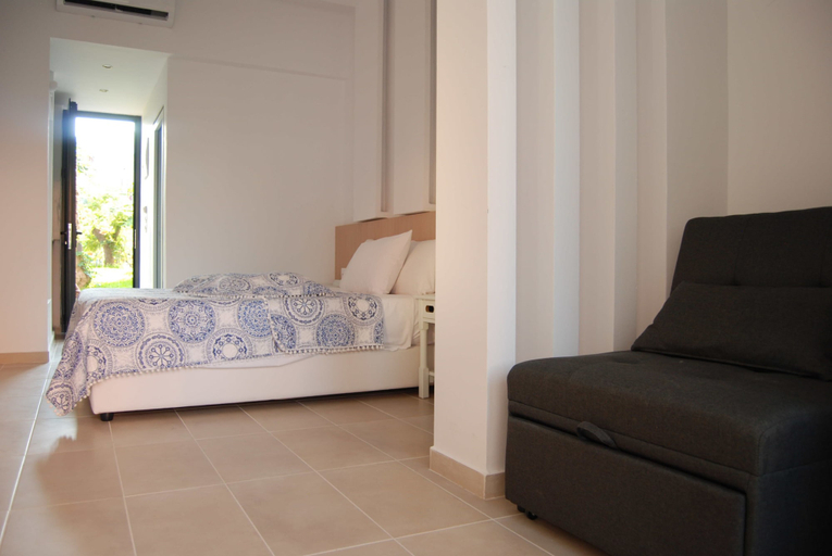 Bedroom 2, Artemis Studios, South Aegean