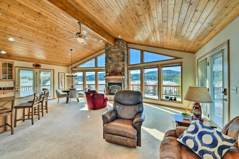 Others 5, Harstel Cabin Vacation Rental w/ Deck!, Park