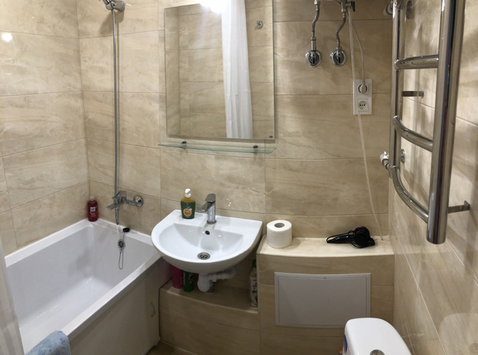 Bathroom 5, Apartment near Downtown, Podil's'kyi