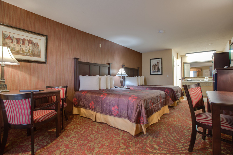 Bedroom 3, Castle Inn and Suites, Orange