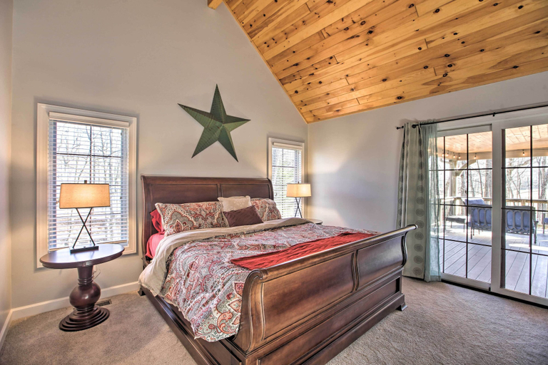 Bedroom 3, Spacious Wintergreen Resort Home w/ Hot Tub!, Nelson