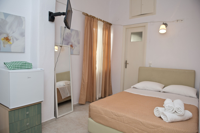 Bedroom 2, Karboni Hotel, South Aegean