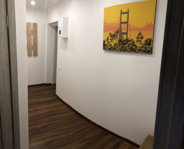 Others 5, Apartment near Downtown, Podil's'kyi