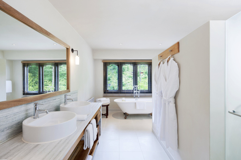 Bathroom 5, COMO Uma Paro, Wangchang
