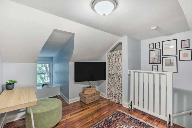 Others 4, Charming Lambertville Retreat - 1 Mi to River!, Hunterdon