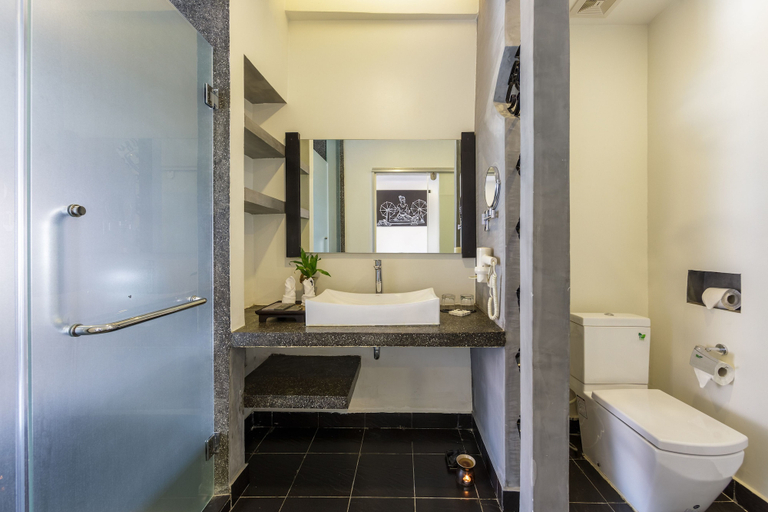 Bathroom 5, Central Suite Residence, Siem Reap