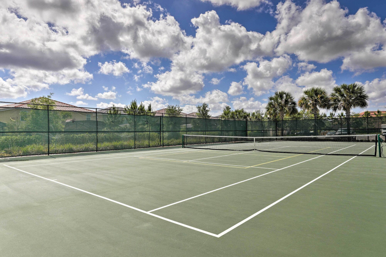 Exterior & Views 2, Private Pool & Resort Perks: Home in Davenport, Polk