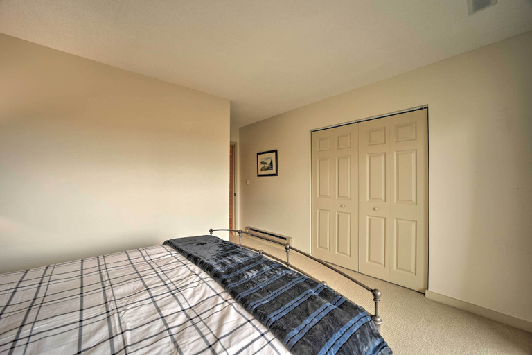 Bedroom 3, Breathtaking Highlands Condo w/ Mountain View, Macon