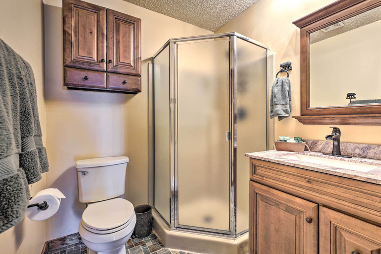 Bathroom, Ski-in/ski-out Granby Ranch Escape With Balcony!, Grand
