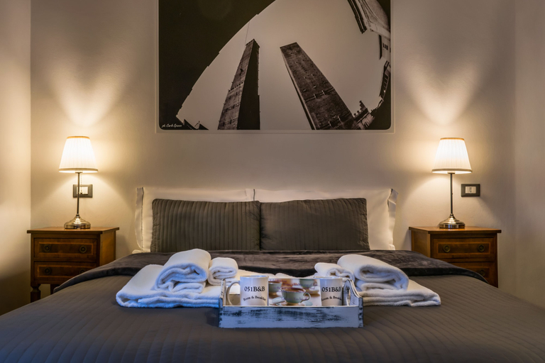 Bedroom 3, 051 Room & Breakfast, Bologna