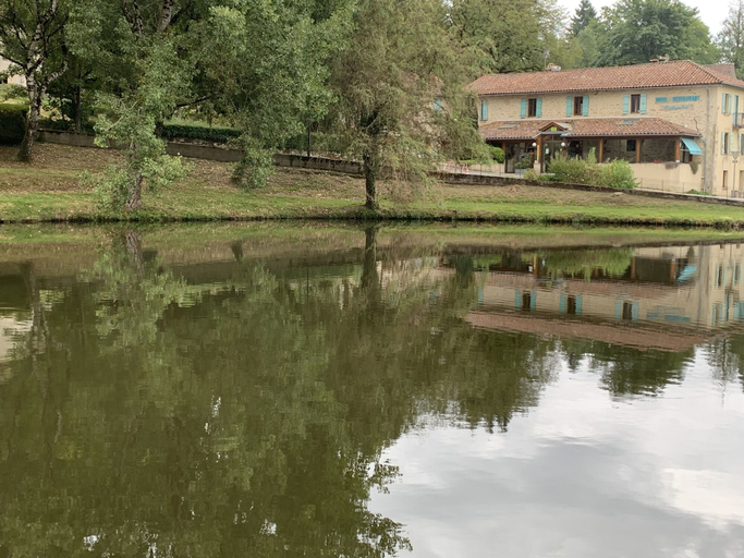 Exterior & Views, Domaine Le Colombié, Lot