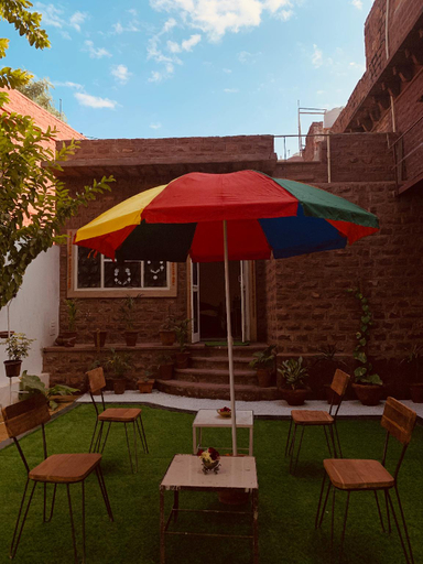 Others 5, Magan Niwas, Jodhpur