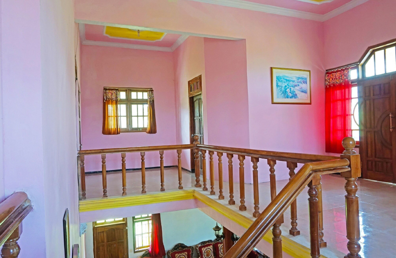 Others 5, SPOT ON 91527 As-sakinah Homestay Syariah, Surabaya