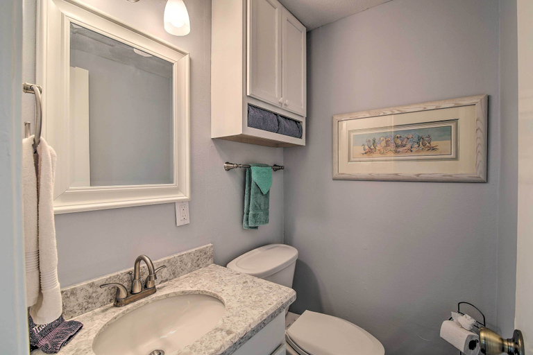 Bathroom 4, Sunny Oceanfront Condo on South Padre Island Beach, Cameron