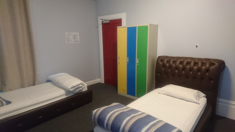 Bedroom 13