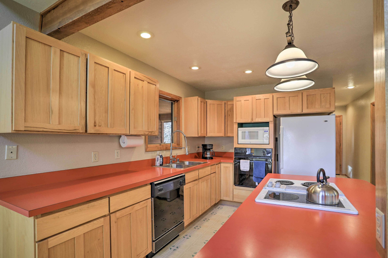 Others 4, Pagosa Lakes Mountain Hideout with Community Perks!, Archuleta