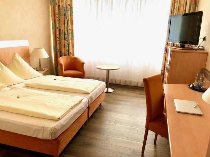 Bedroom 10