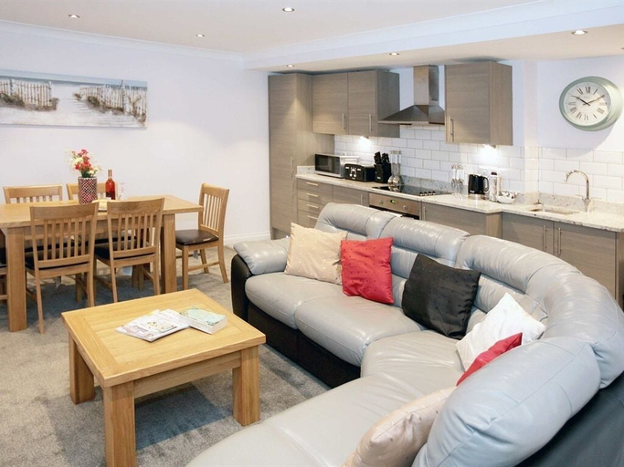 Others 5, Austen's Luxury Apartments, Torbay