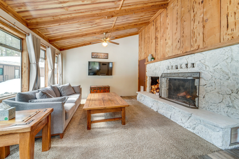 Others 1, Graeagle Vacation Rental Cabin w/ Game Room!, Plumas