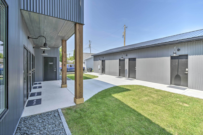 Exterior & Views 2, Modern Townhome w/ Deck - 1/2 Mi to Elkhart Lake!, Sheboygan