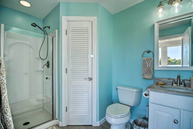 Bathroom 4, Home on Fox River: Modern Decor Style!, McHenry
