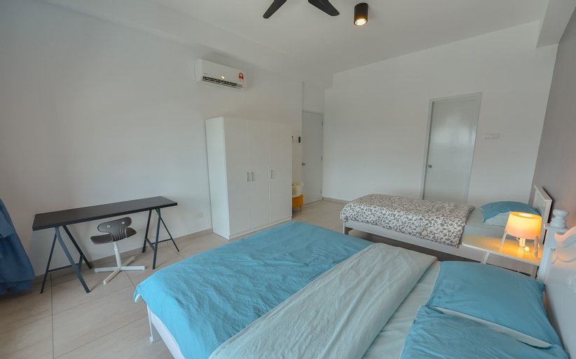Bedroom 23