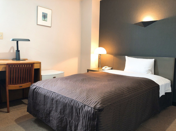 Bedroom 3, Hotel New White House, Rumoi