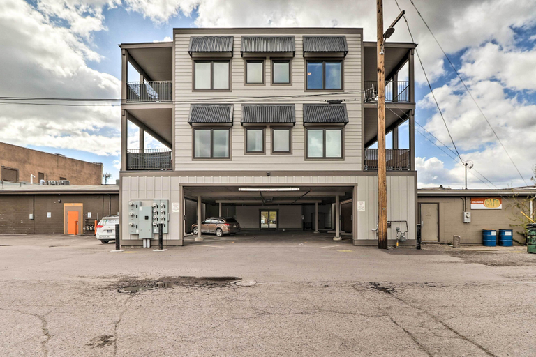 Exterior & Views, Cozy Columbia Falls Condo with Private Balcony!, Flathead