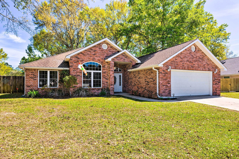 Exterior & Views 2, Ocean Springs Home w/ Fire Pit & Game Room!, Jackson