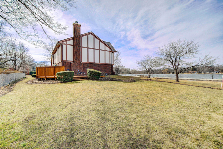 Exterior & Views 2, Bike & Kayak: Lakefront Prospect Heights Home, Cook
