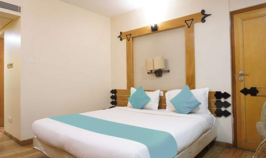 Bedroom 2, Oriva Deccan 8, Pune