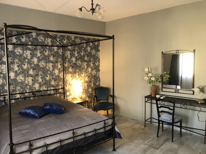 Bedroom 4, Maison de Midi, Aude