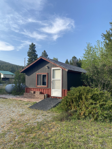 Exterior & Views, Peaceful Cottage in the Bitterroot, Ravalli