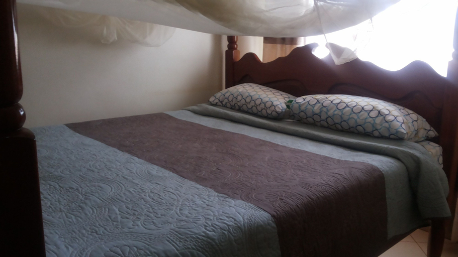 Bedroom 12