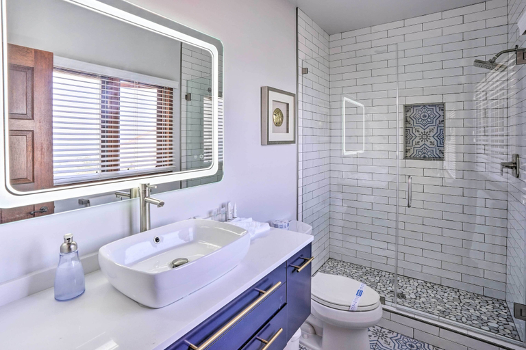 Bathroom 5, Quiet Avalon Getaway Villa w/ Ocean View & Balcony, Los Angeles