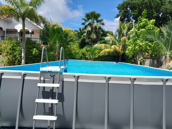 Sport & Beauty 4, Island Charm of Praslin