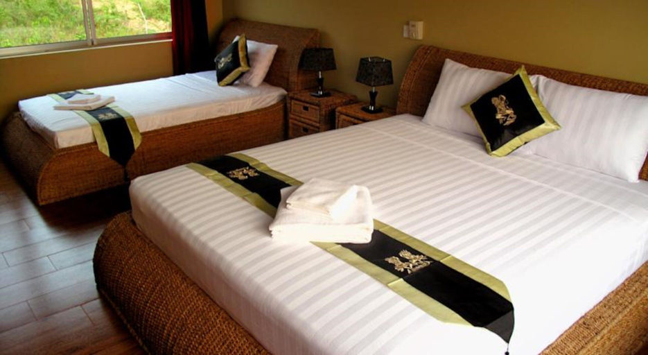 Bedroom 3, Atmaland Resort, Kaeb